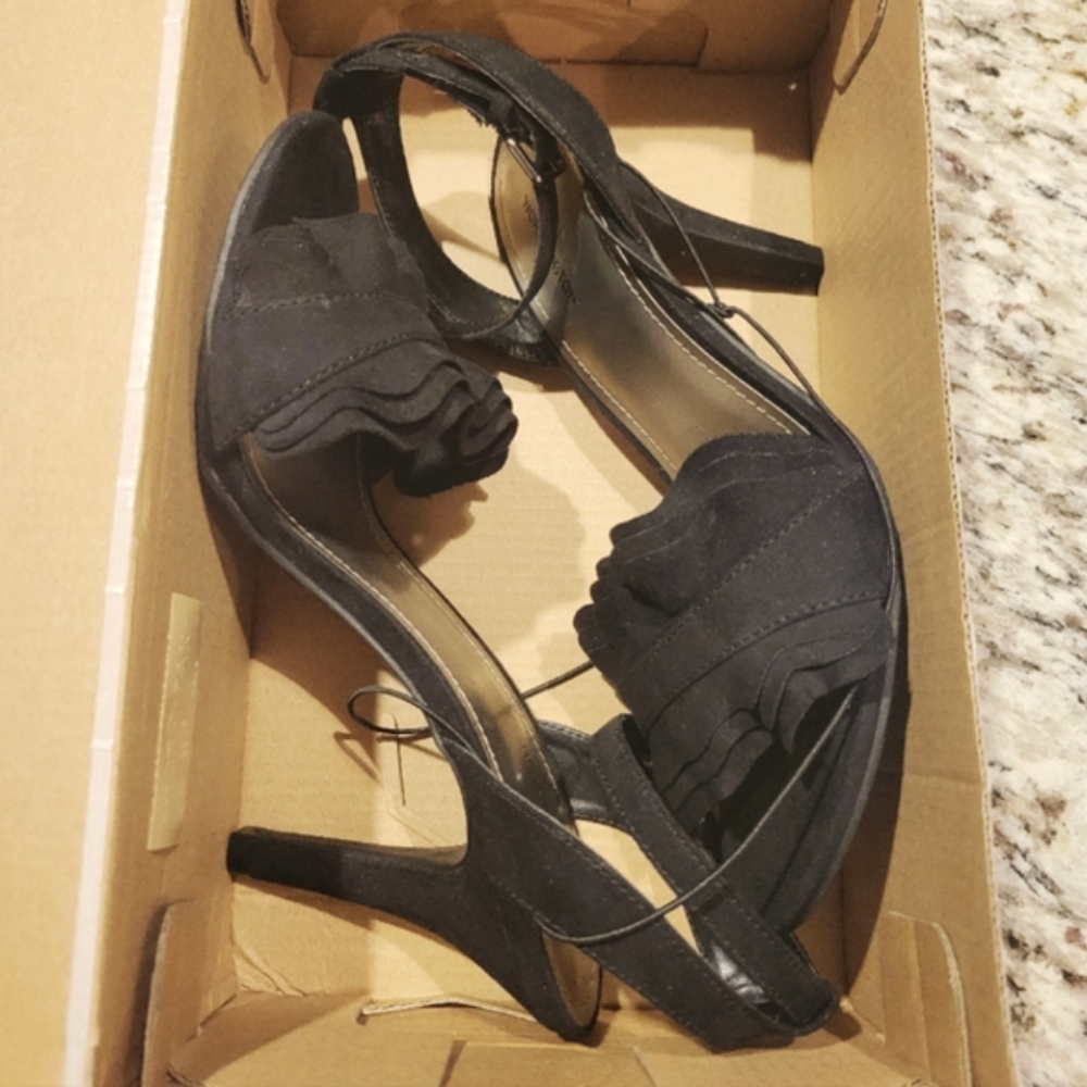New! Worthington Chandler Black Heels - Picture 1 of 7